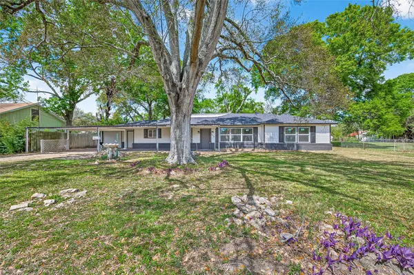 $375,000 | 815 Brooks Avenue, Rosenberg, TX 77471