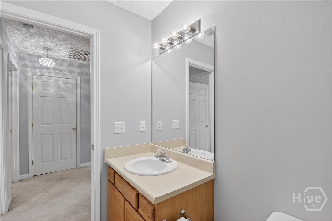 1 Putters Place Savannah, GA 31419 - Photo 34 of 39 Guest bathroom upstairs