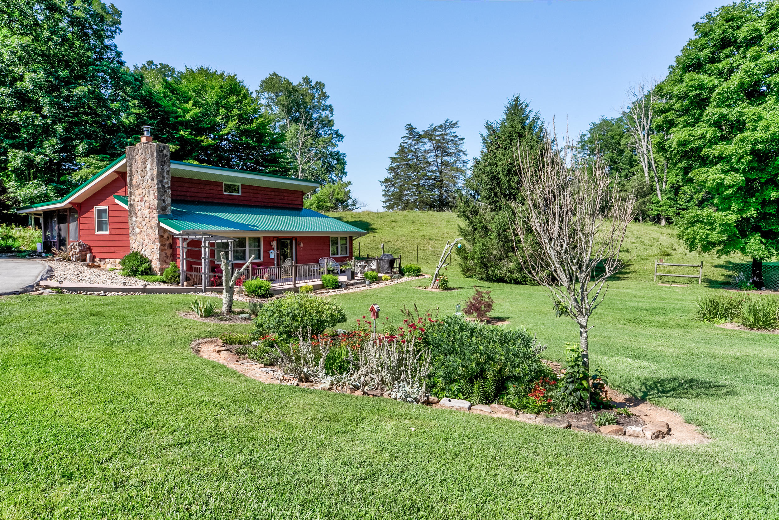 677 Fincastle Rd-2