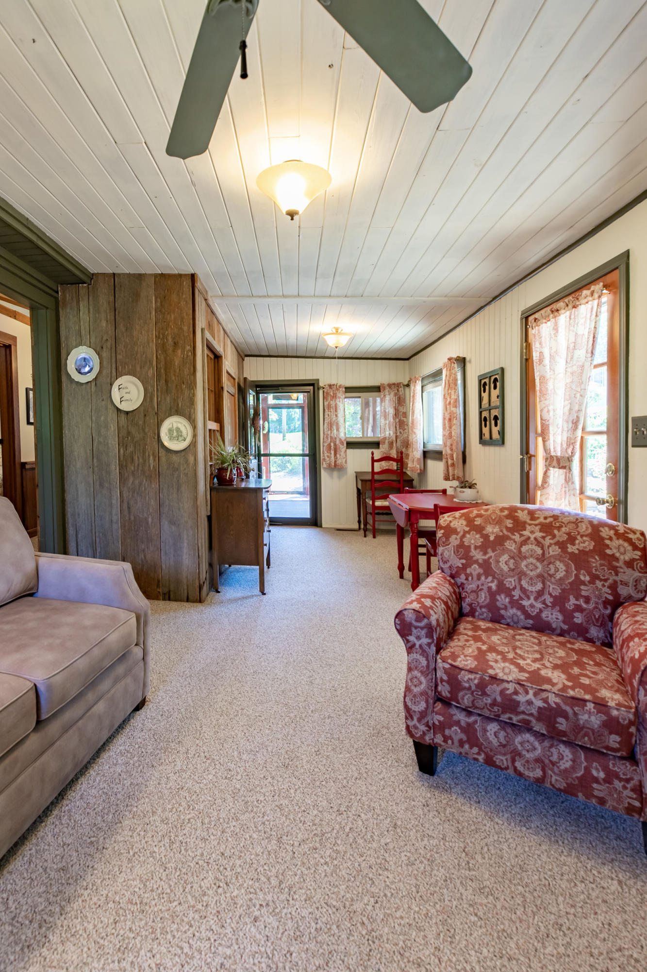 677 Fincastle Road La Follette, TN 37766 - Photo 22 of 35 677 Fincastle Rd-27