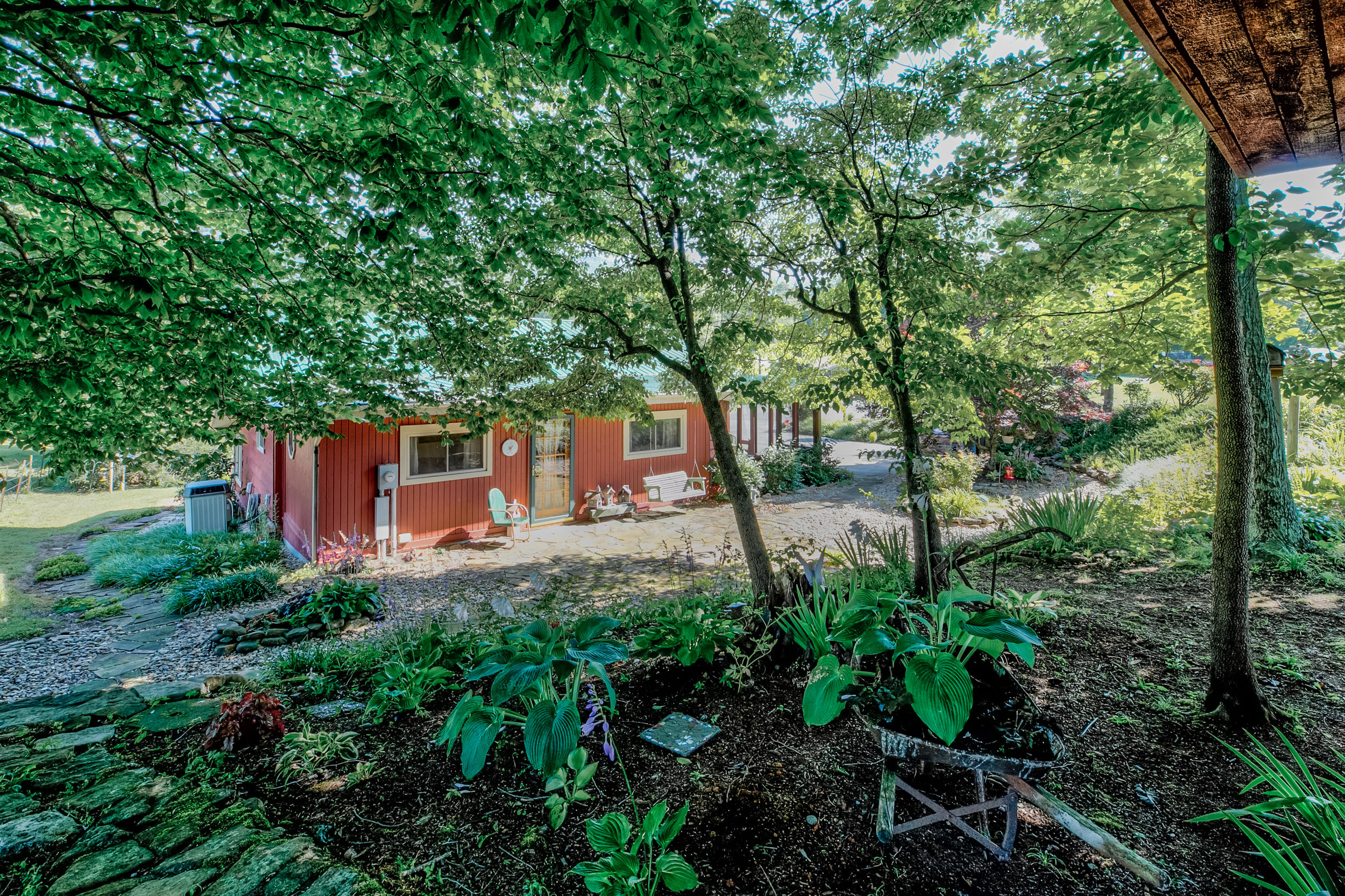 677 Fincastle Road La Follette, TN 37766 - Photo 25 of 35 677 Fincastle Rd-38