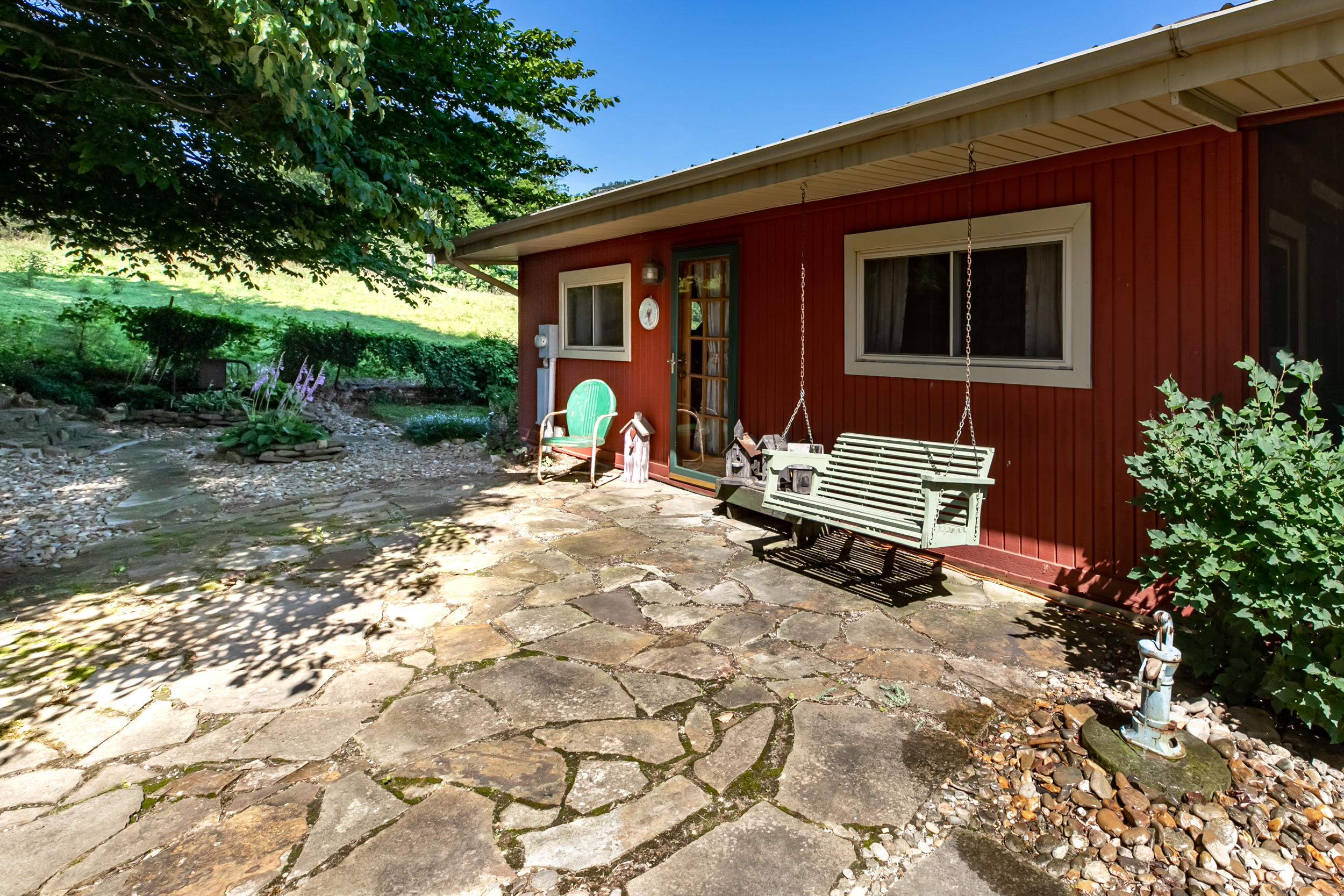 677 Fincastle Road La Follette, TN 37766 - Photo 31 of 35 677 Fincastle Rd-34
