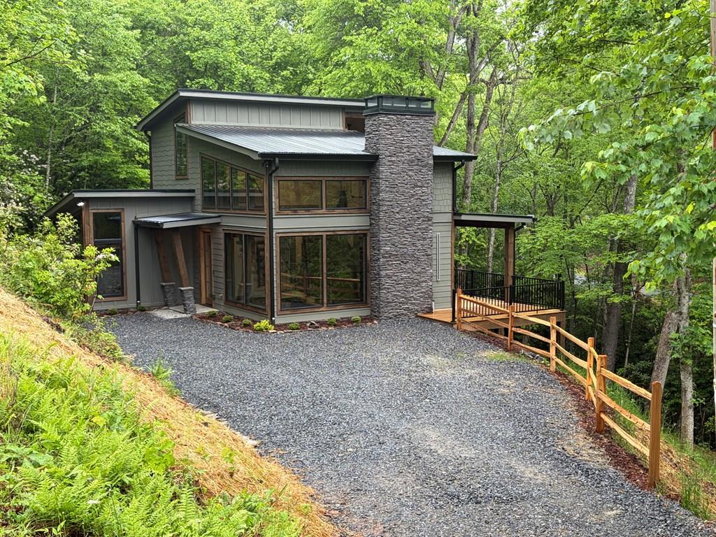 538 Hiawatha Trail Blue Ridge, GA 30513 - Photo 1 of 60 Main View
