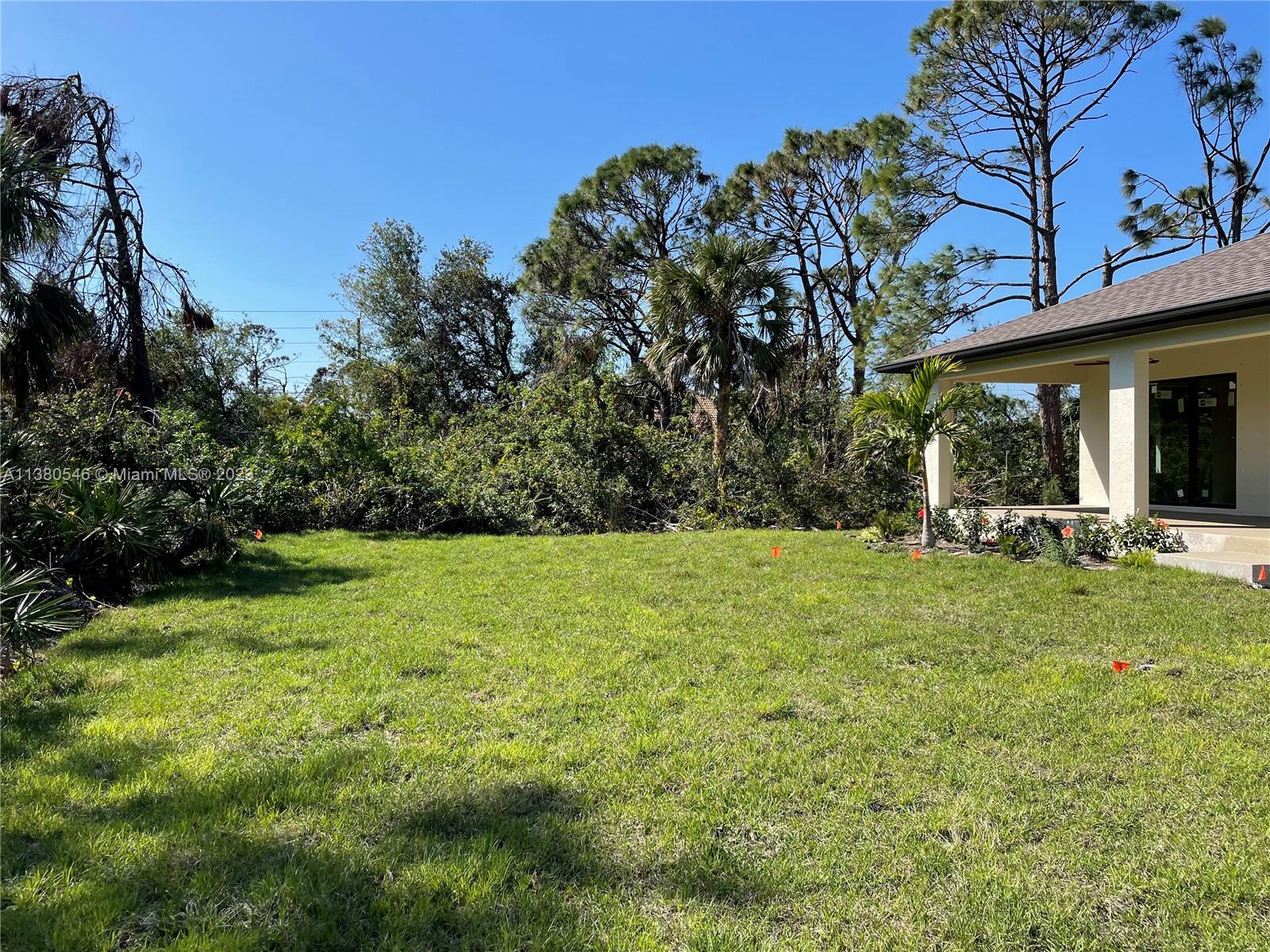 154 Smallwood Road Rotonda West, FL 33947 - Photo 4 of 10 Gallery Image 4