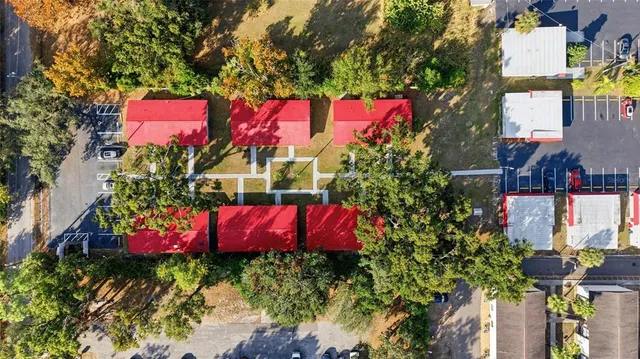 $1,100 | 1310 Lexington Court, Tampa, FL 33612