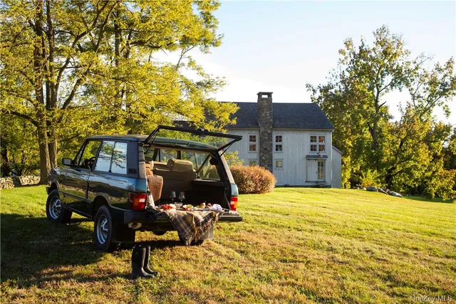 $5,900,000 | 465 Shunpike, Millbrook, NY 12545