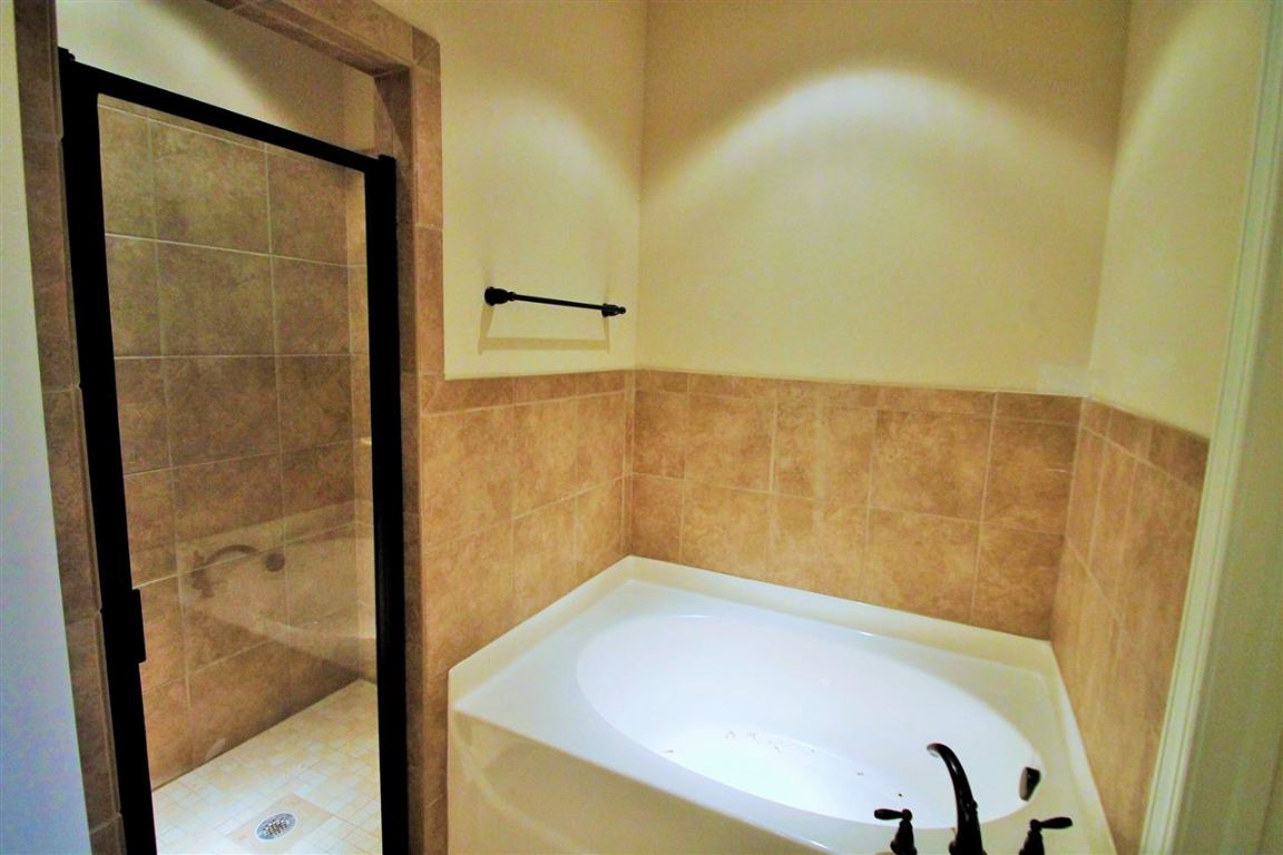 122 Preston Ridge Drive, Unit PLAN MAGNOLIA) Seneca, SC 29672 - Photo 6 of 15 Gallery Image 6