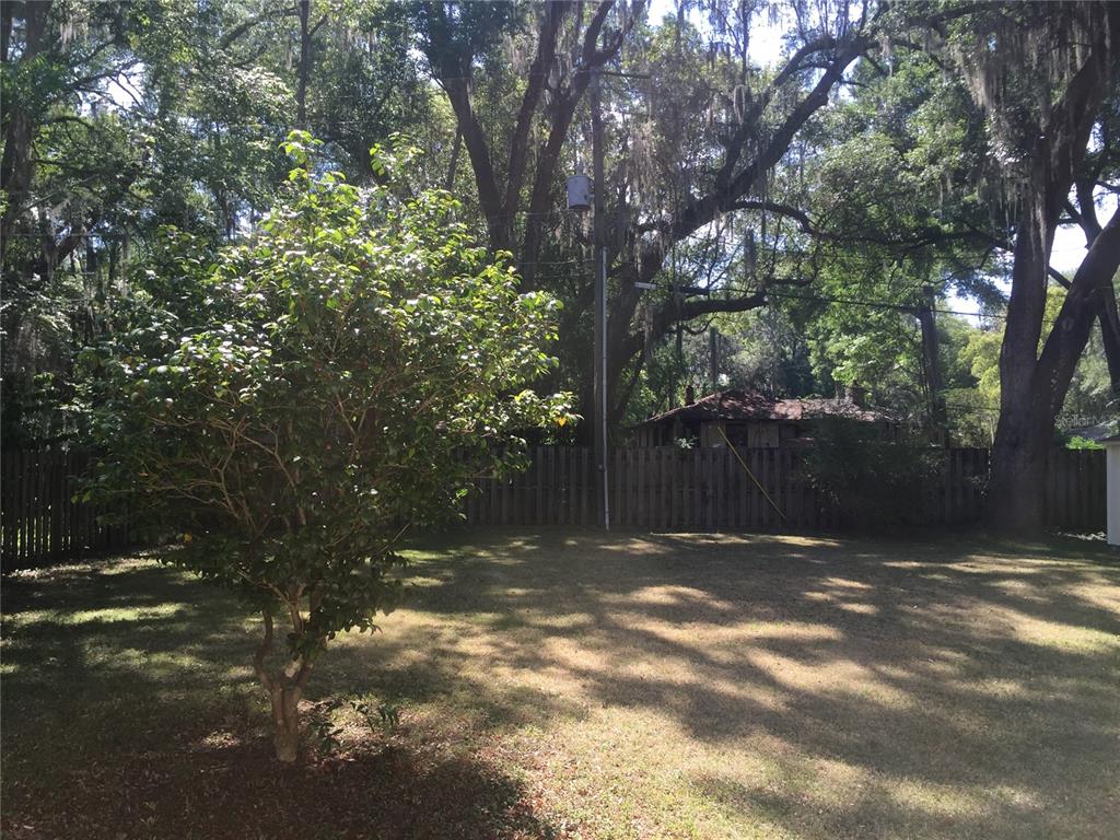 102 Northwest 24 Street Gainesville, FL 32607 - Photo 10 of 11