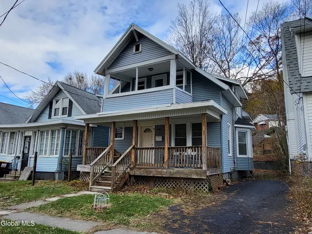 $234,900 | 9 Putnam Street, Brunswick, NY 12180