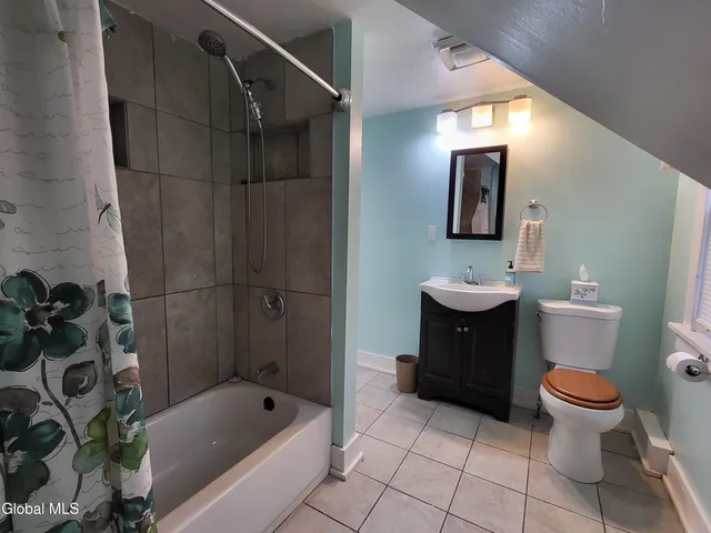 $215,000 | 9 Putnam Street, Brunswick, NY 12180