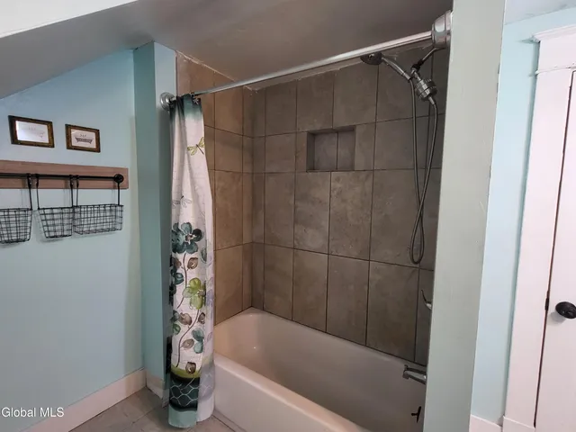 $215,000 | 9 Putnam Street, Brunswick, NY 12180