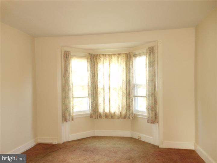 2044 Kutztown Road Reading, PA 19605 - Photo 7 of 9 Gallery Image 7
