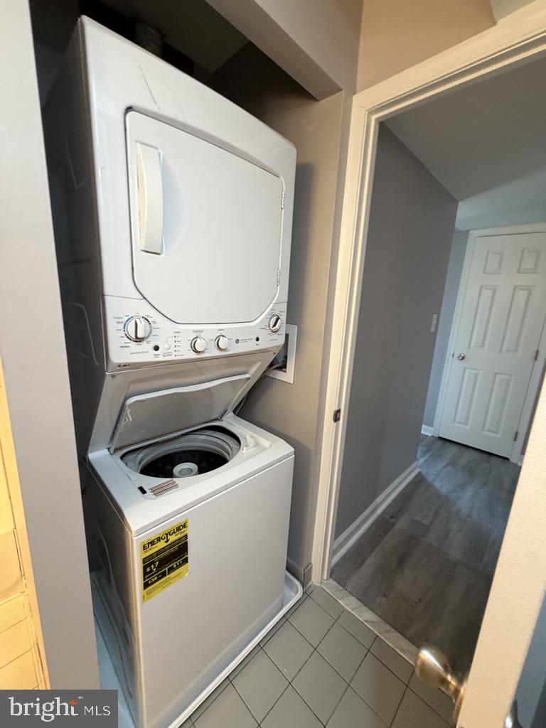 3216 Spartan Road, Unit 40 Olney, MD 20832 - Photo 15 of 35 Washer Dryer - Hallway Bathroom
