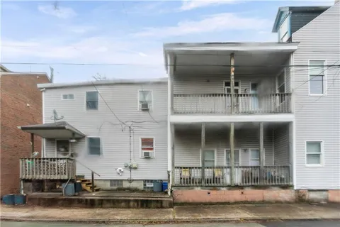 a picture of floor plan