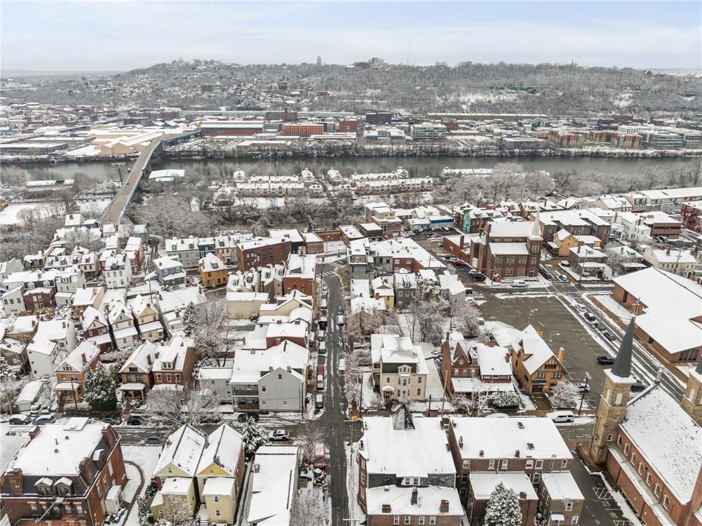 1524 Froman Street Pittsburgh, PA 15212 - Photo 45 of 48 a view of a city