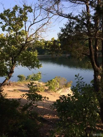 $475,000 | 84-ac Buechele Road, New Florence, MO 63363