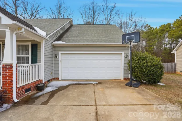 $310,000 | 4086 Canvas Avenue, Rock Hill, SC 29732