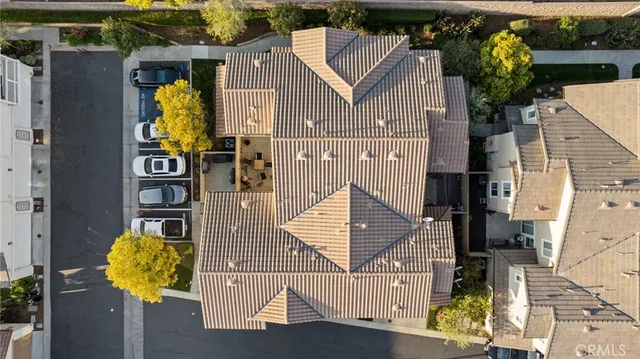a view of entryway front of house
