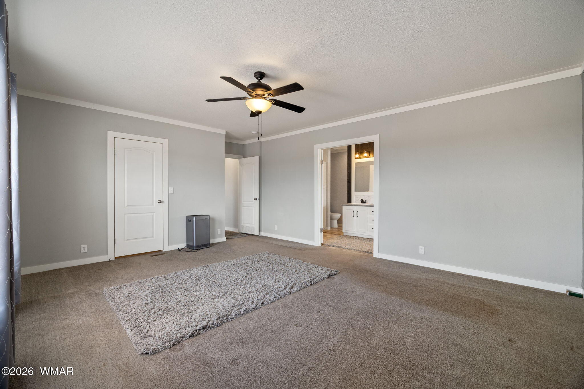 159 County Road St. Johns, AZ 85936 - Photo 19 of 59 a view of an empty room with a window