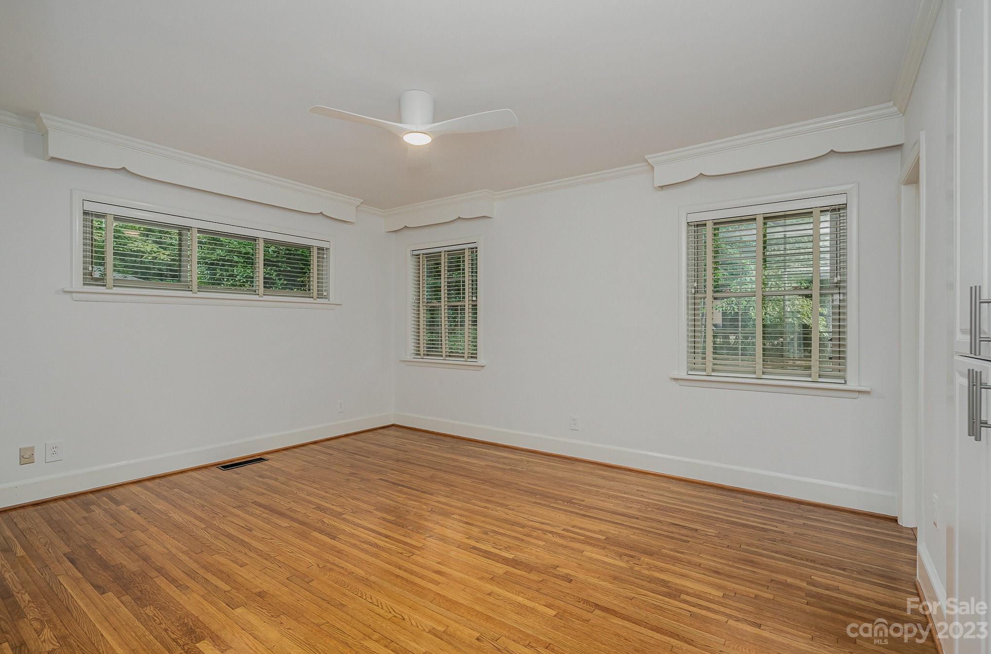 5527 Robinhood Road Charlotte, NC 28211 - Photo 21 of 39 Gallery Image 21