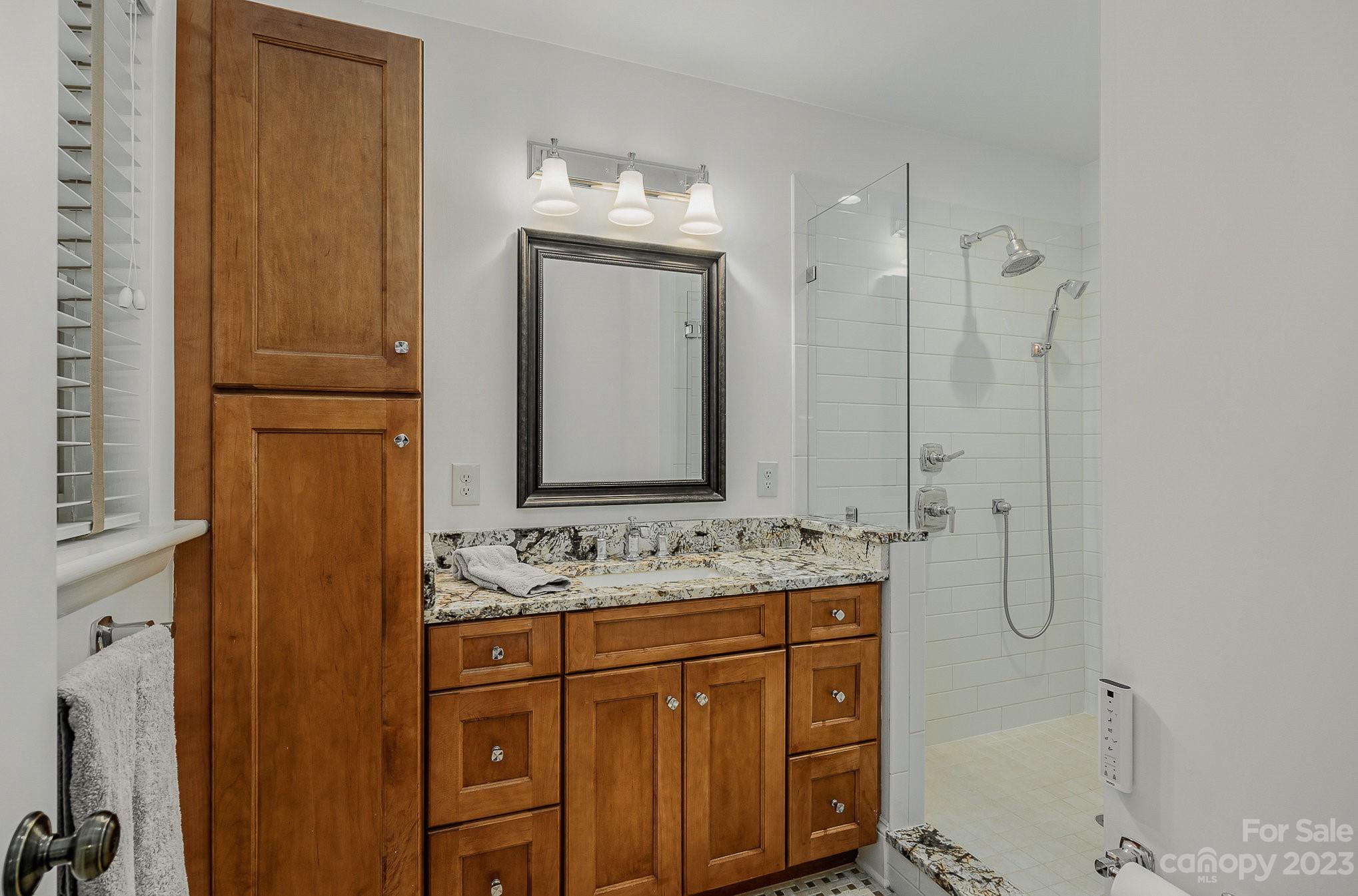 5527 Robinhood Road Charlotte, NC 28211 - Photo 23 of 39 Gallery Image 23