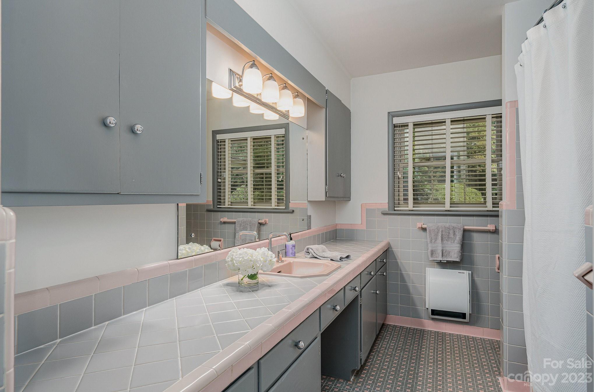 5527 Robinhood Road Charlotte, NC 28211 - Photo 28 of 39 Gallery Image 28