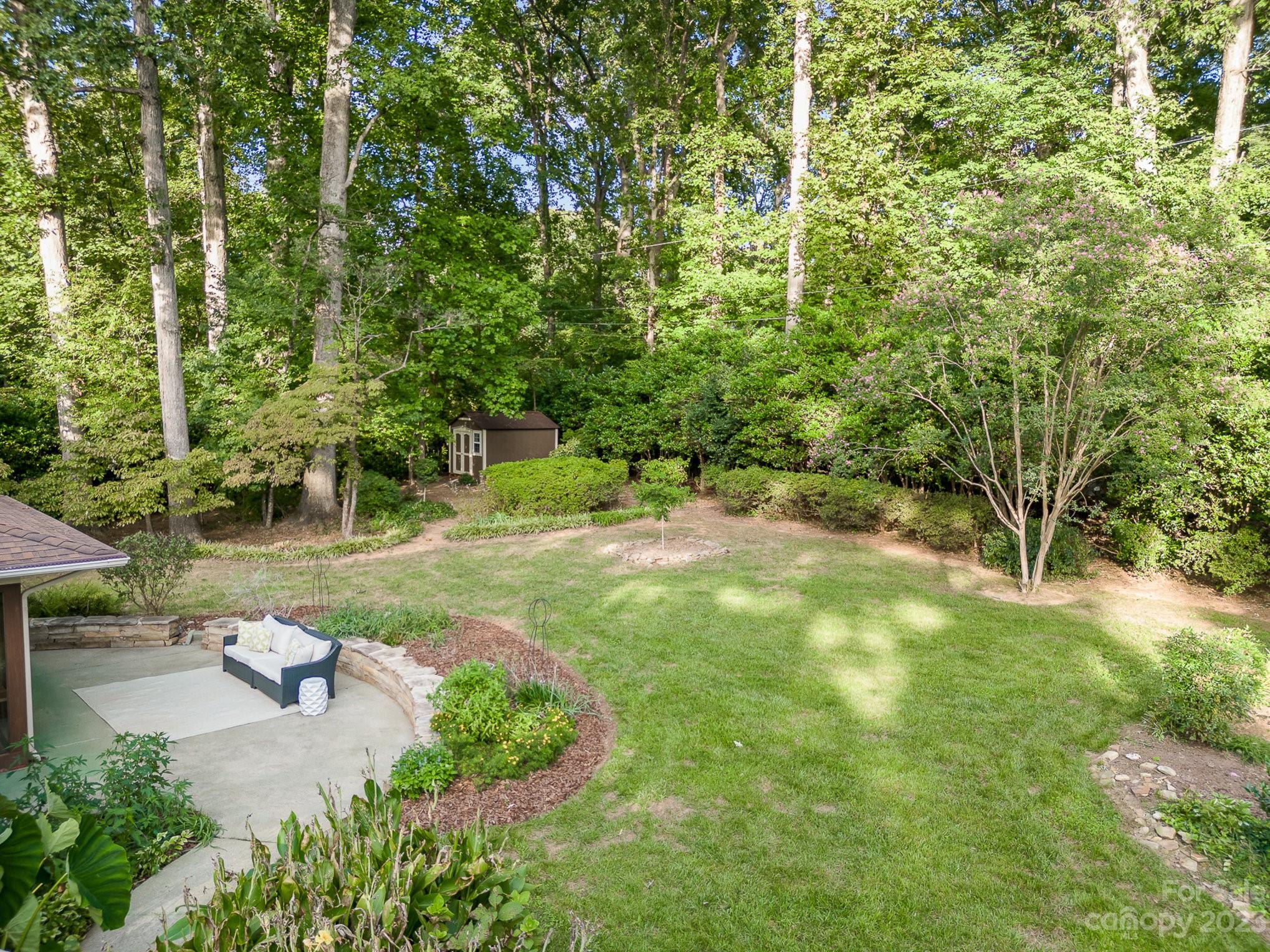 5527 Robinhood Road Charlotte, NC 28211 - Photo 37 of 39 Gallery Image 37