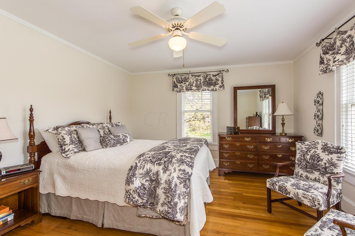 1740 Roxbury Road Columbus, OH 43212 - Photo 16 of 29