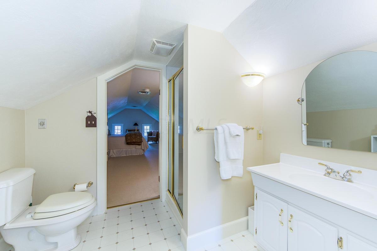 1740 Roxbury Road Columbus, OH 43212 - Photo 23 of 29