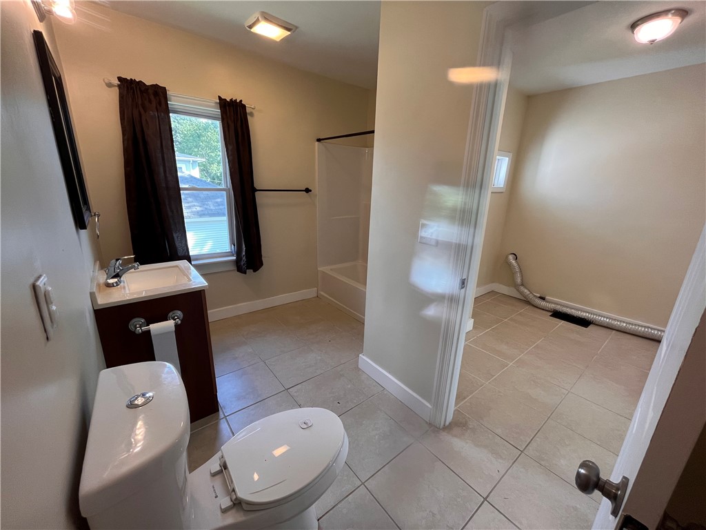 91 Read Avenue Coventry, RI 02816 - Photo 5 of 14 Gallery Image 5