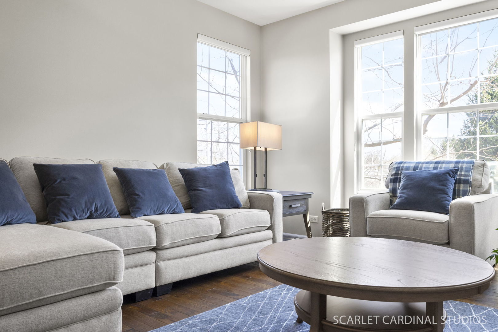 259 Bennett Drive Carol Stream, IL 60188 - Photo 14 of 31 a living room with furniture and a window