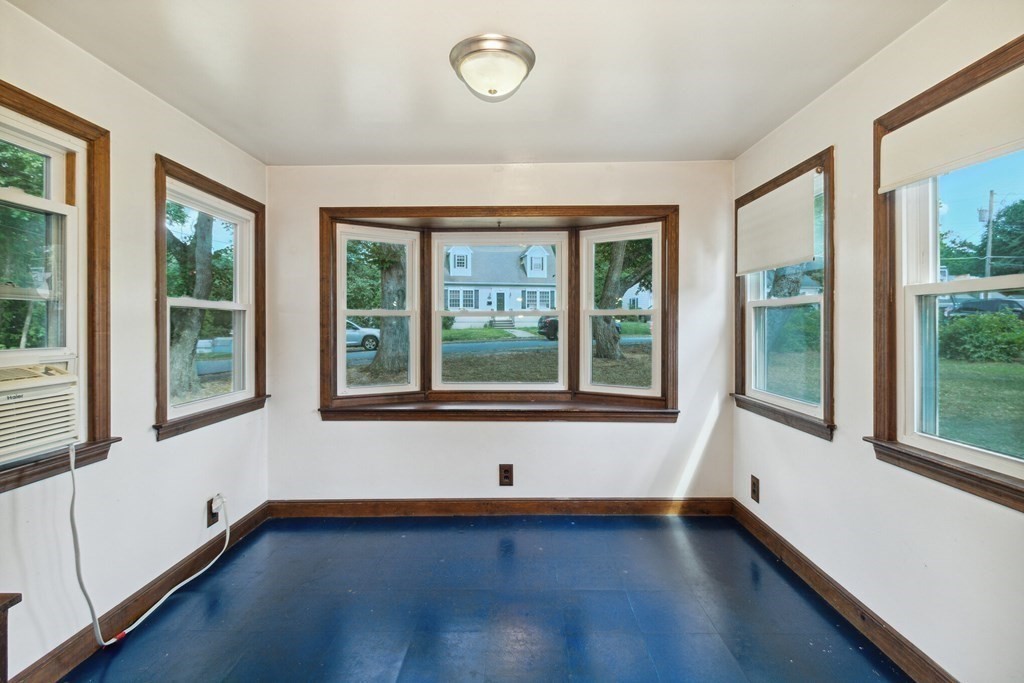 23 Charlotte Road East Walpole, MA 02032 - Photo 8 of 16 Gallery Image 8