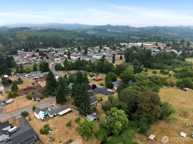 $460,000 | 220 California Street, Pe Ell, WA 98572