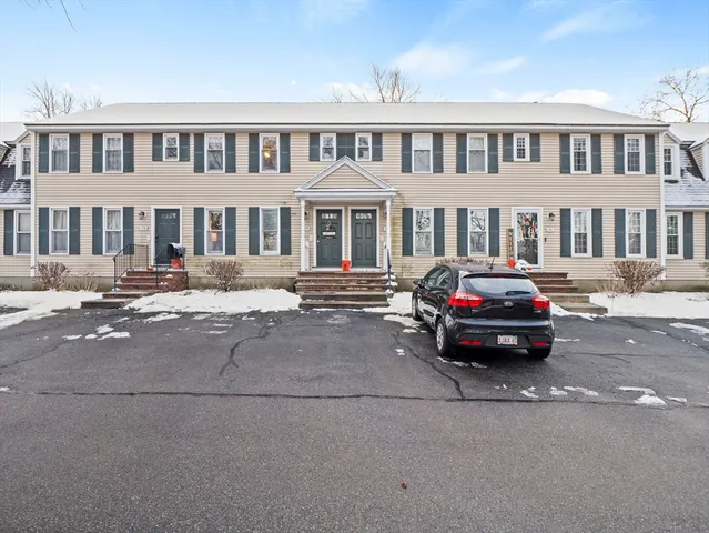 $435,000 | 20 Woodland Drive, Unit 379, Lowell, MA 01852