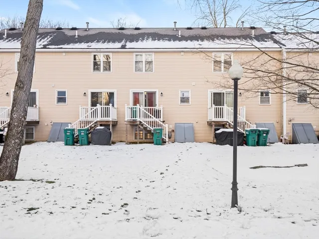 $435,000 | 20 Woodland Drive, Unit 379, Lowell, MA 01852