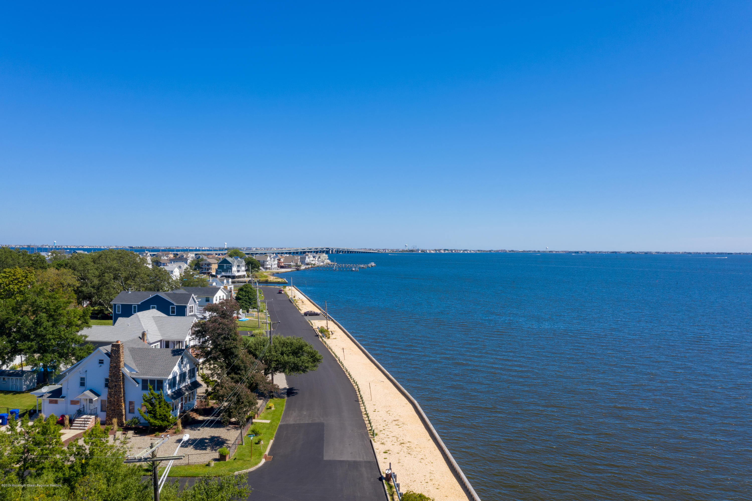 121 George Road Toms River, NJ 08753 - Photo 6 of 21 121 George Rd (30 of 32)