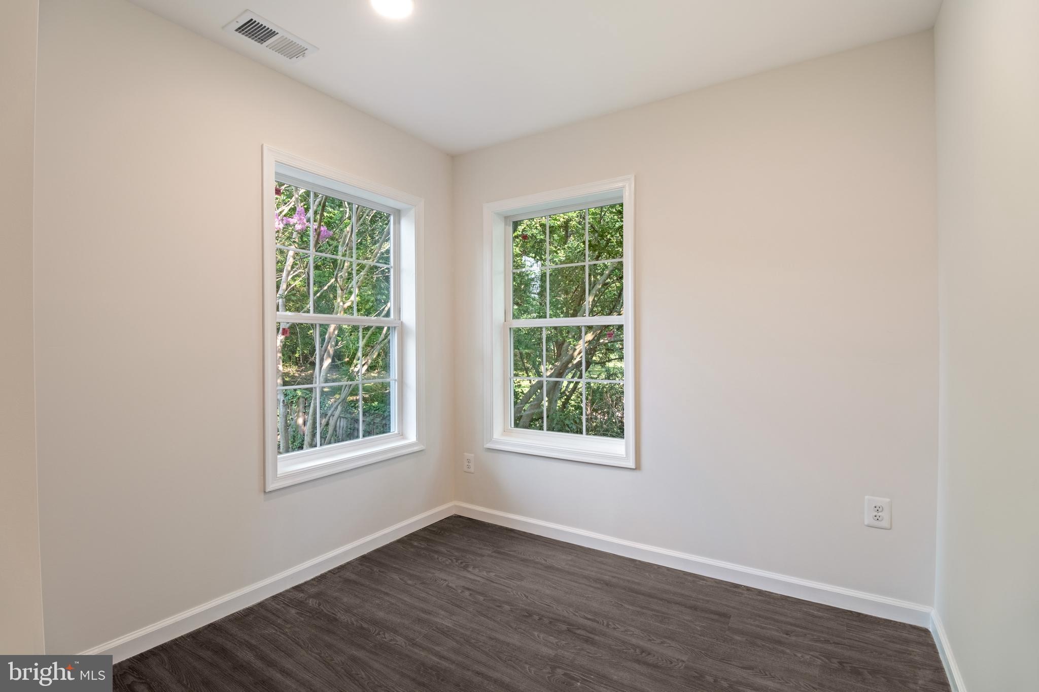 2921 Weisman Road Silver Spring, MD 20902 - Photo 30 of 34 Bedroom