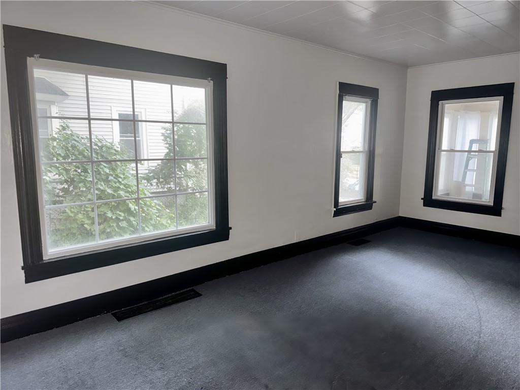 148-150 Flanders Street Rochester, NY 14619 - Photo 16 of 21