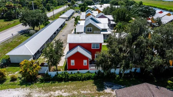 $2,200 | 4334 Highway 441, Unit 24, Okeechobee, FL 34974