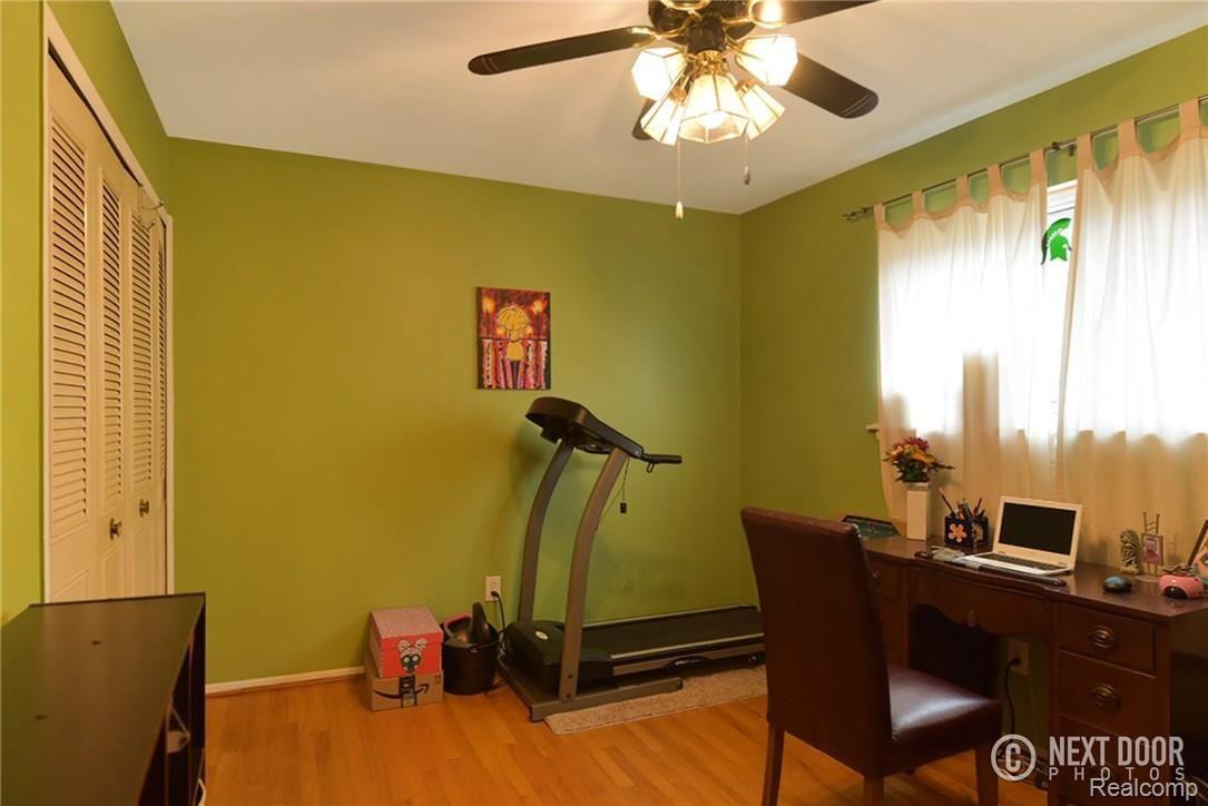 8988 Farmington Road Livonia, MI 48150 - Photo 17 of 21 Bedroom with hard wood floors