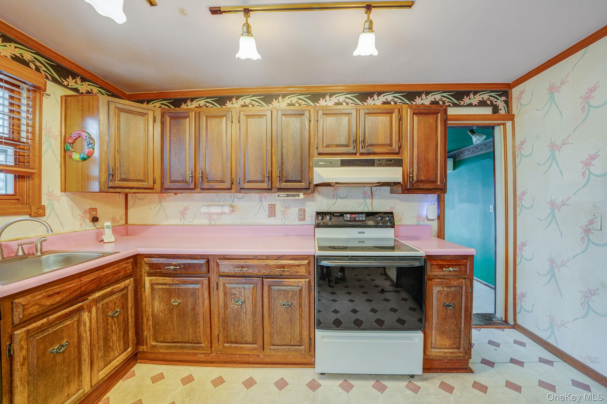 778 Terry Road Hauppauge, NY 11788 - Photo 12 of 29