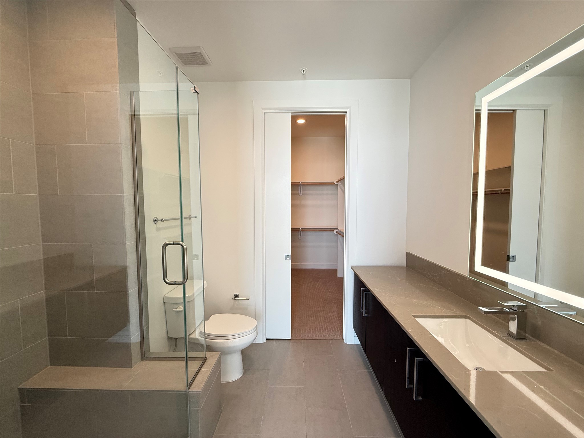 3300 Main Street, Unit PH3006 Houston, TX 77002 - Photo 7 of 13