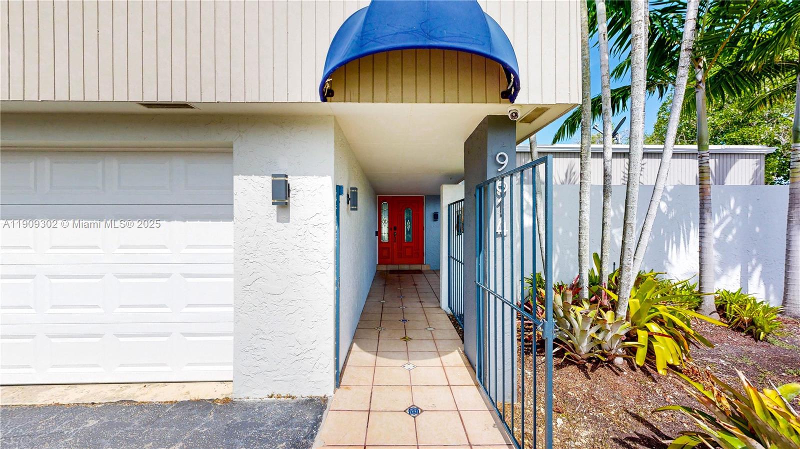 9614 Southwest 134th Court Miami, FL 33186 - Photo 5 of 69 a view of entryway