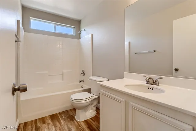 $2,610 | 189 Carlsbad Caverns Street, Henderson, NV 89012