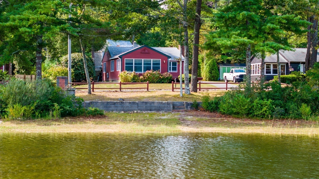 85 Blackmore Pond Road Wareham, MA 02576 - Photo 1 of 24 Gallery Image 1