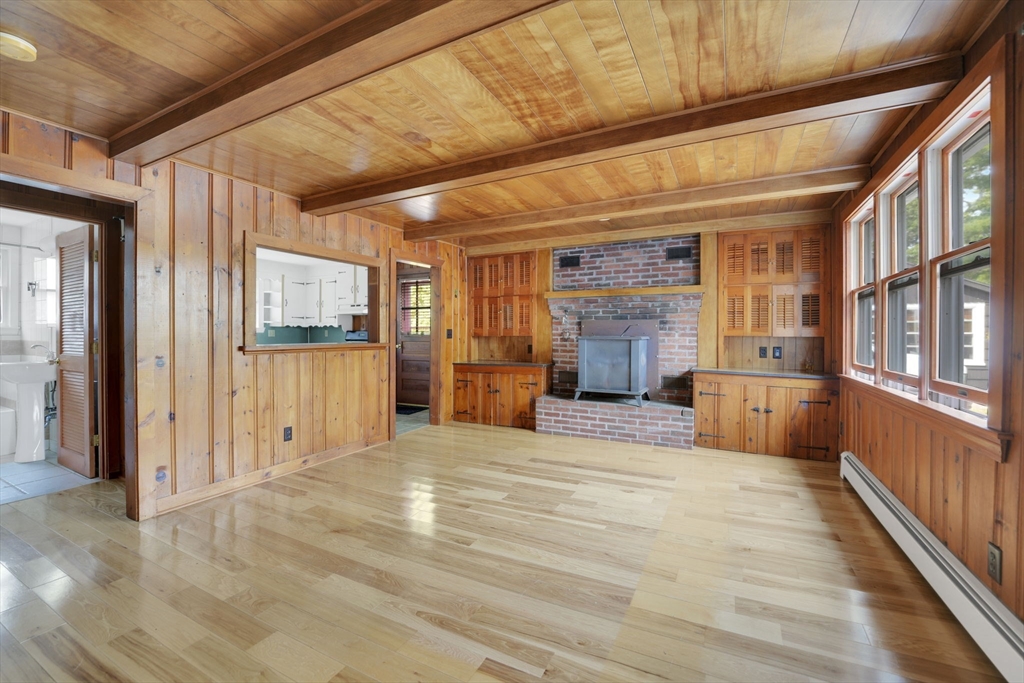 85 Blackmore Pond Road Wareham, MA 02576 - Photo 13 of 24 Gallery Image 13