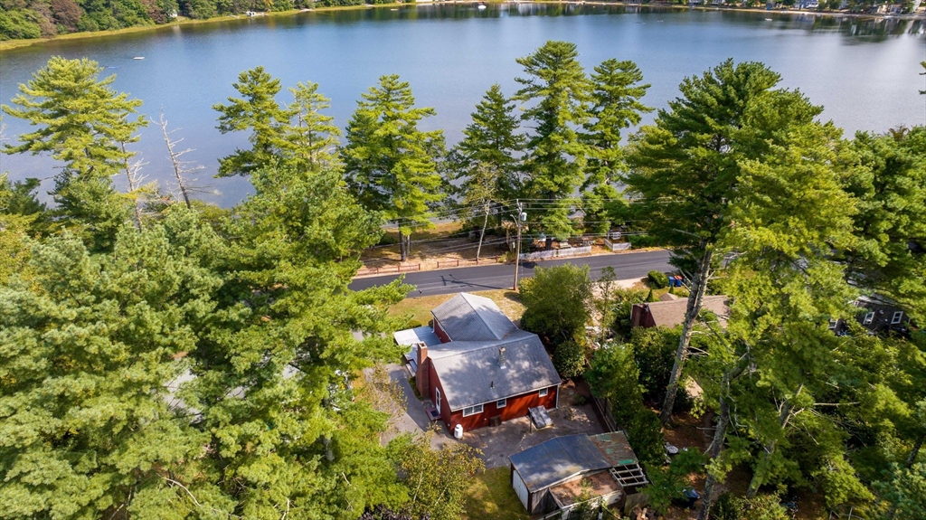 85 Blackmore Pond Road Wareham, MA 02576 - Photo 23 of 24 Gallery Image 23