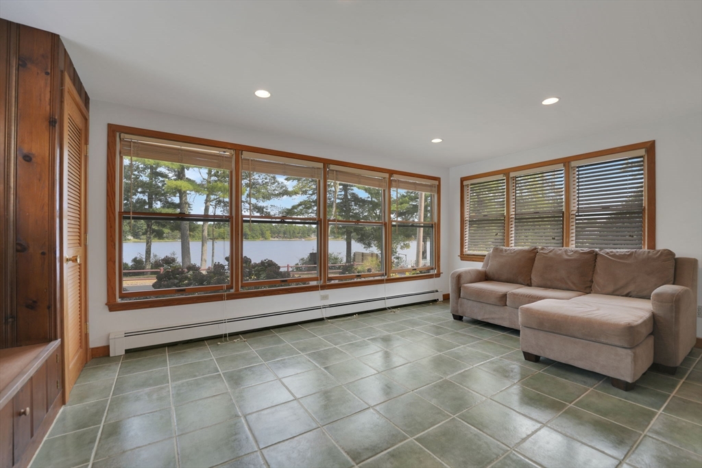 85 Blackmore Pond Road Wareham, MA 02576 - Photo 8 of 24 Gallery Image 8