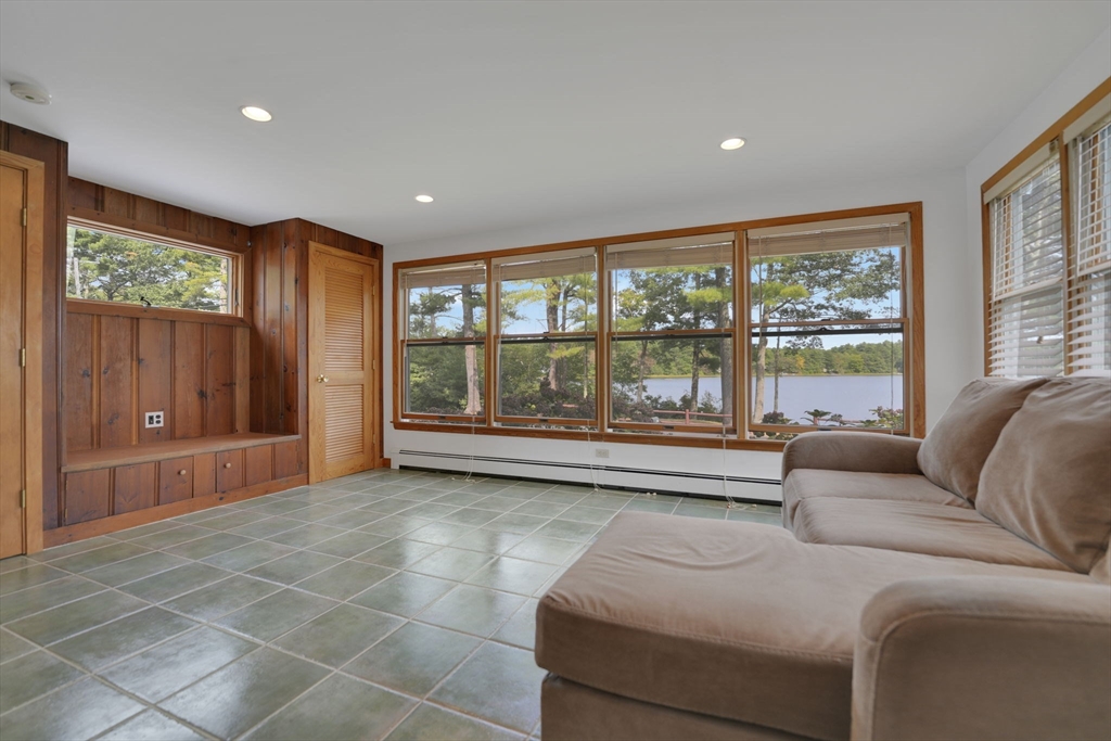 85 Blackmore Pond Road Wareham, MA 02576 - Photo 9 of 24 Gallery Image 9