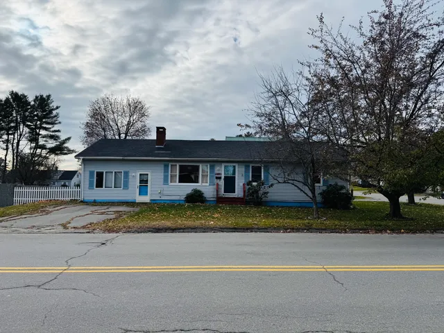$289,900 | 122 Western Avenue, Waterville, ME 04901